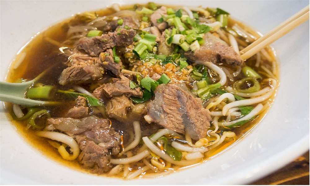 食堂承包雖然投資小，但產(chǎn)出卻很大